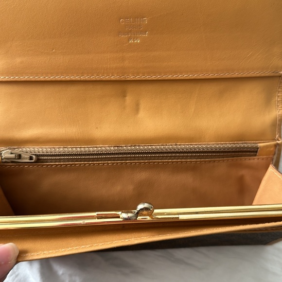 Celine Wallet - Picture 11 of 14